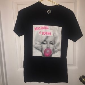 Black Marilyn Monroe t-shirt 🖤